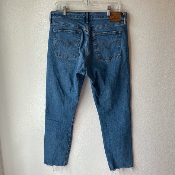 Levi’s Wedgie Icon Distressed Jeans Size 31 - Picture 10 of 13
